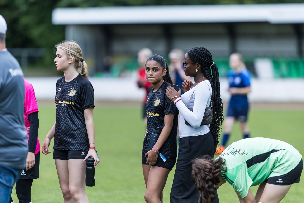 Bild 423 - Loewinnen Cup